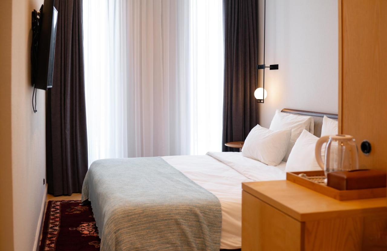 Pana Boutique Hotel Шимкент Екстер'єр фото