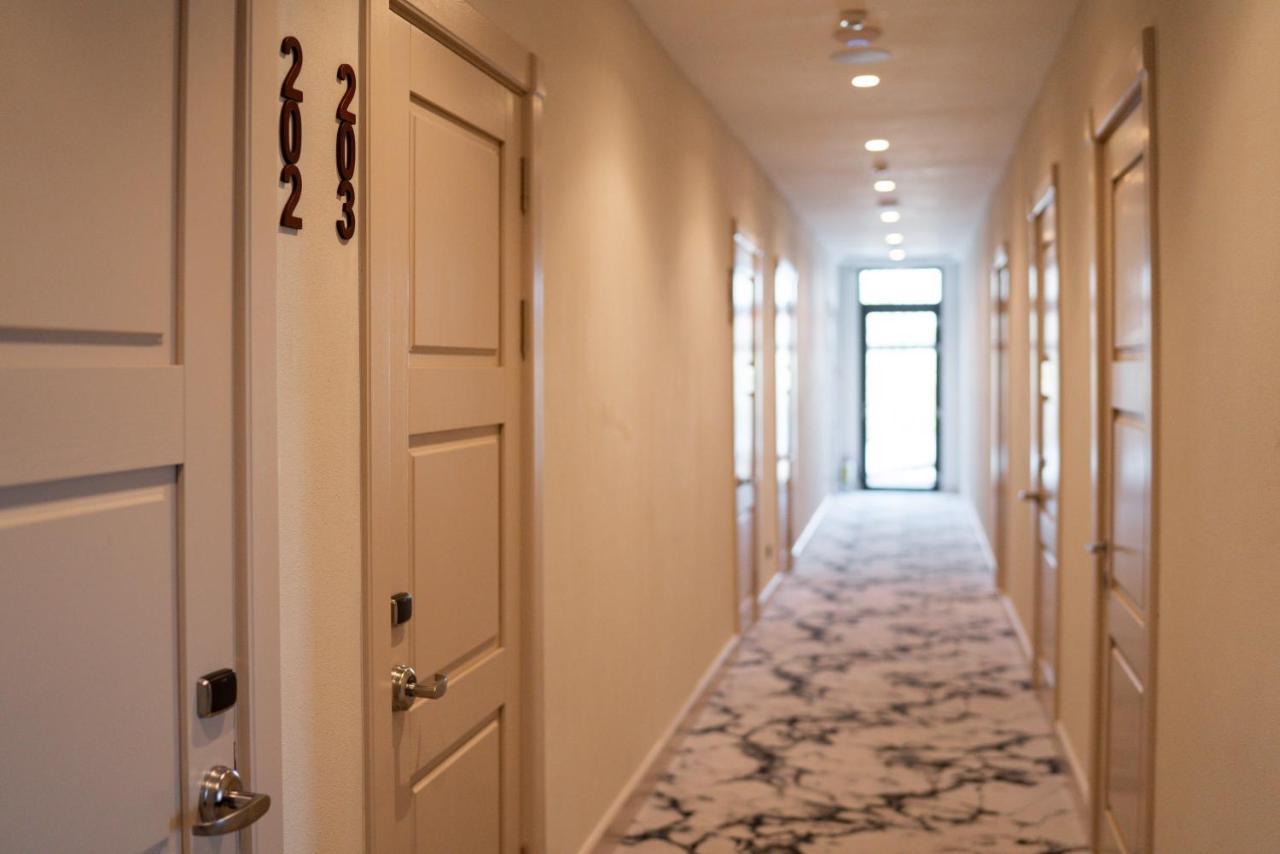 Pana Boutique Hotel Шимкент Екстер'єр фото