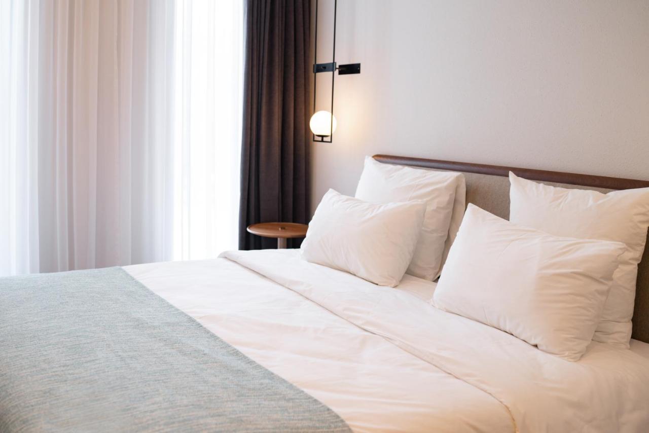 Pana Boutique Hotel Шимкент Екстер'єр фото