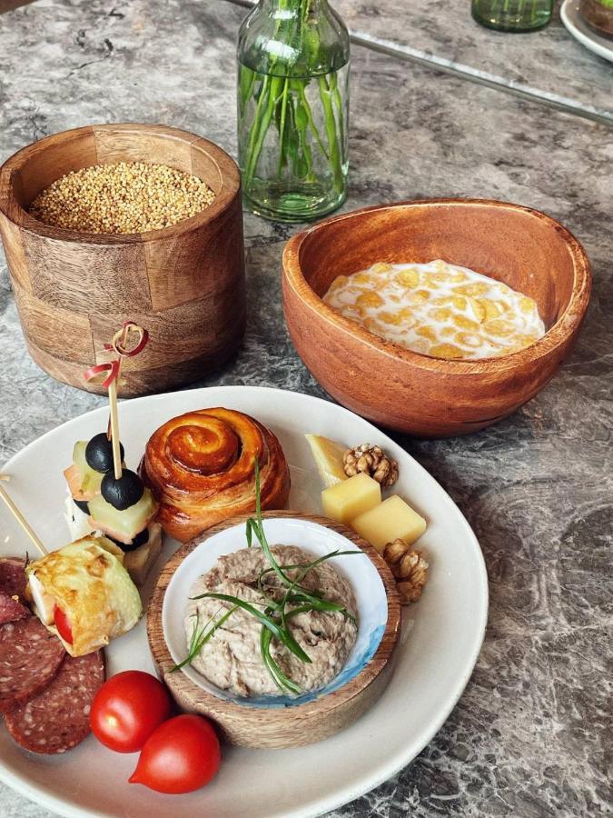 Pana Boutique Hotel Шимкент Екстер'єр фото