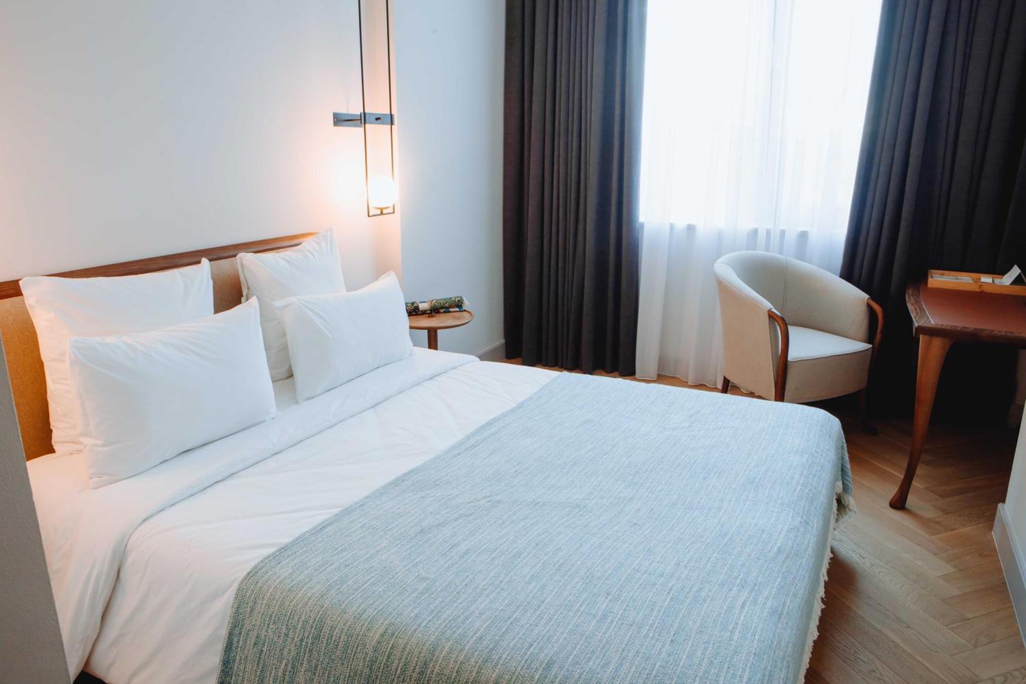 Pana Boutique Hotel Шимкент Екстер'єр фото