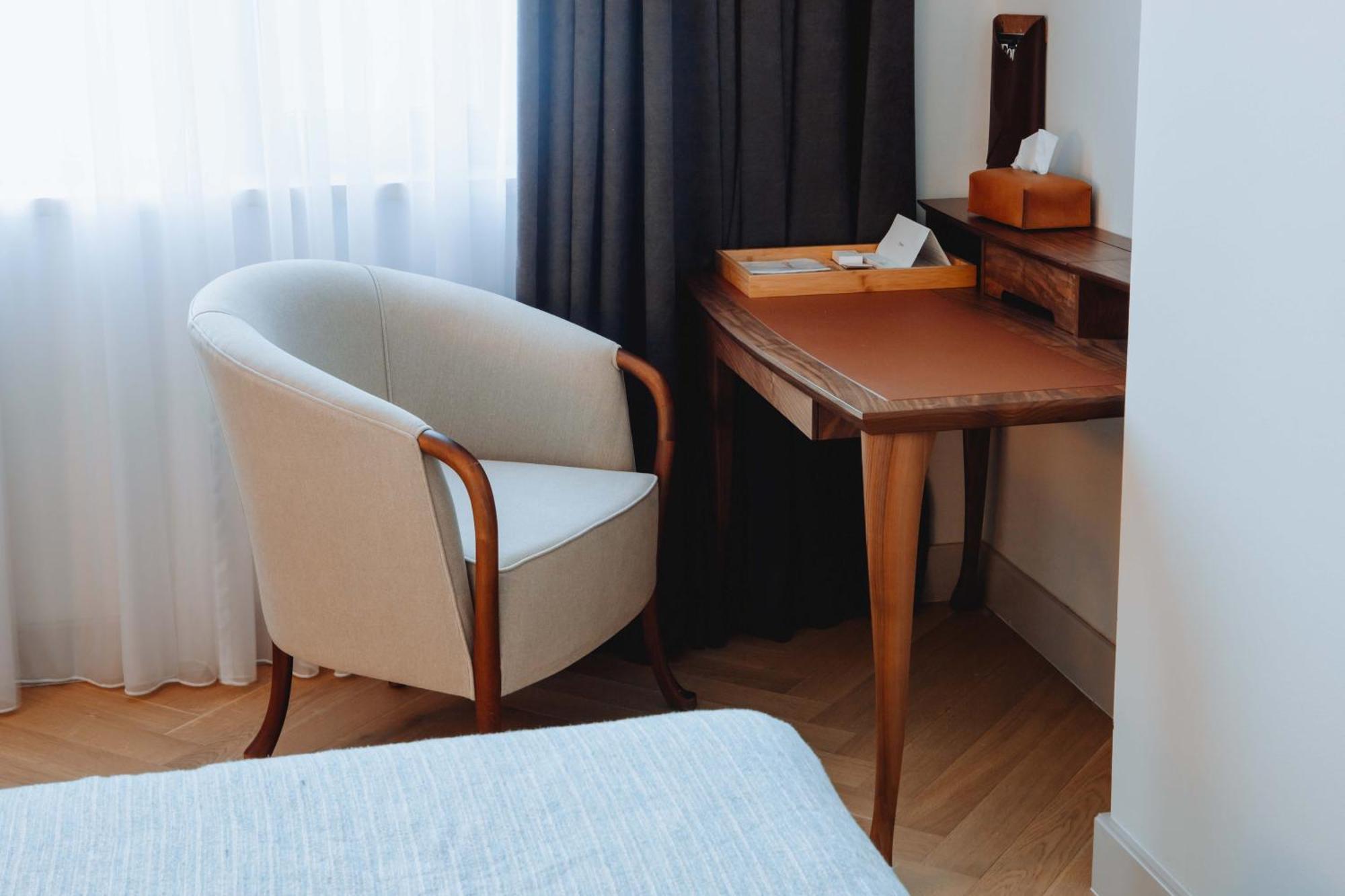 Pana Boutique Hotel Шимкент Екстер'єр фото